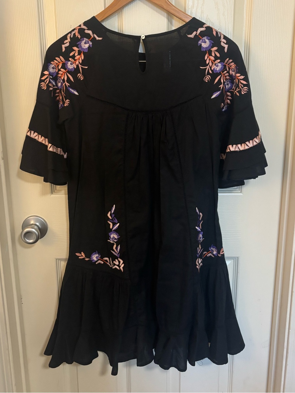 Free People Embroidered Black Mini Dress XS – Fall Boho Floral Back‑to‑School - Picture 6 of 8